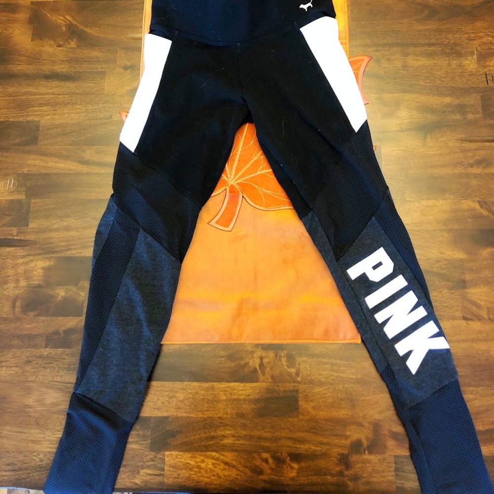 Pink yoga leggings!